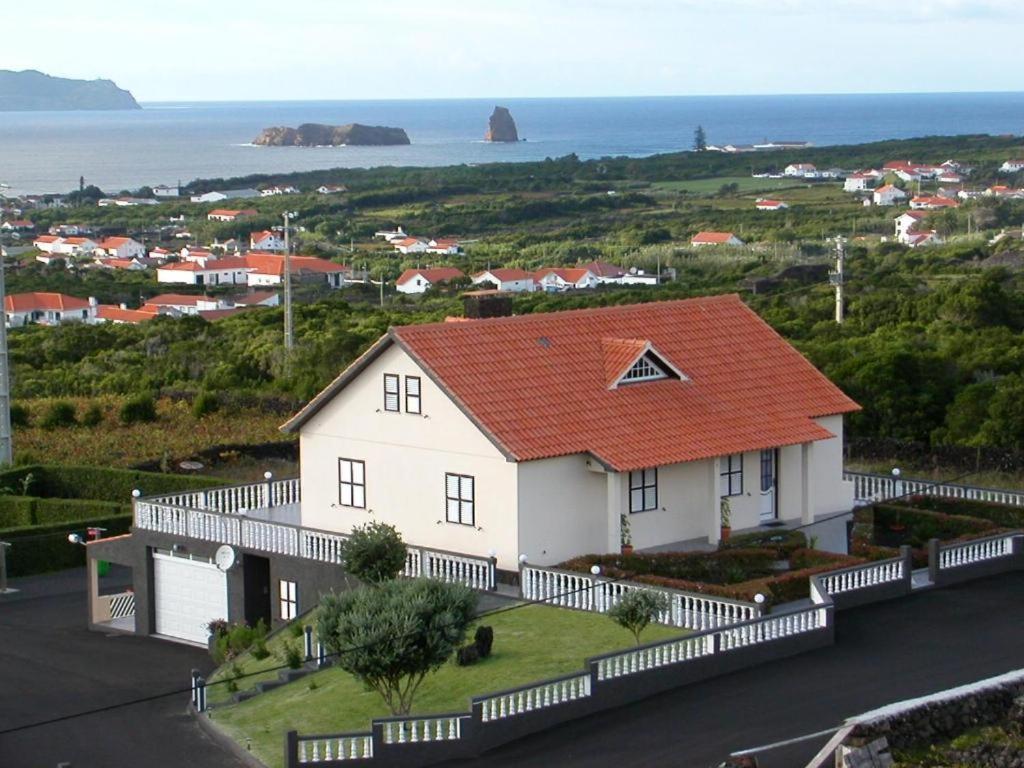 Hostel Moradia Familiar Novavista - T3 Madalena  Exterior foto