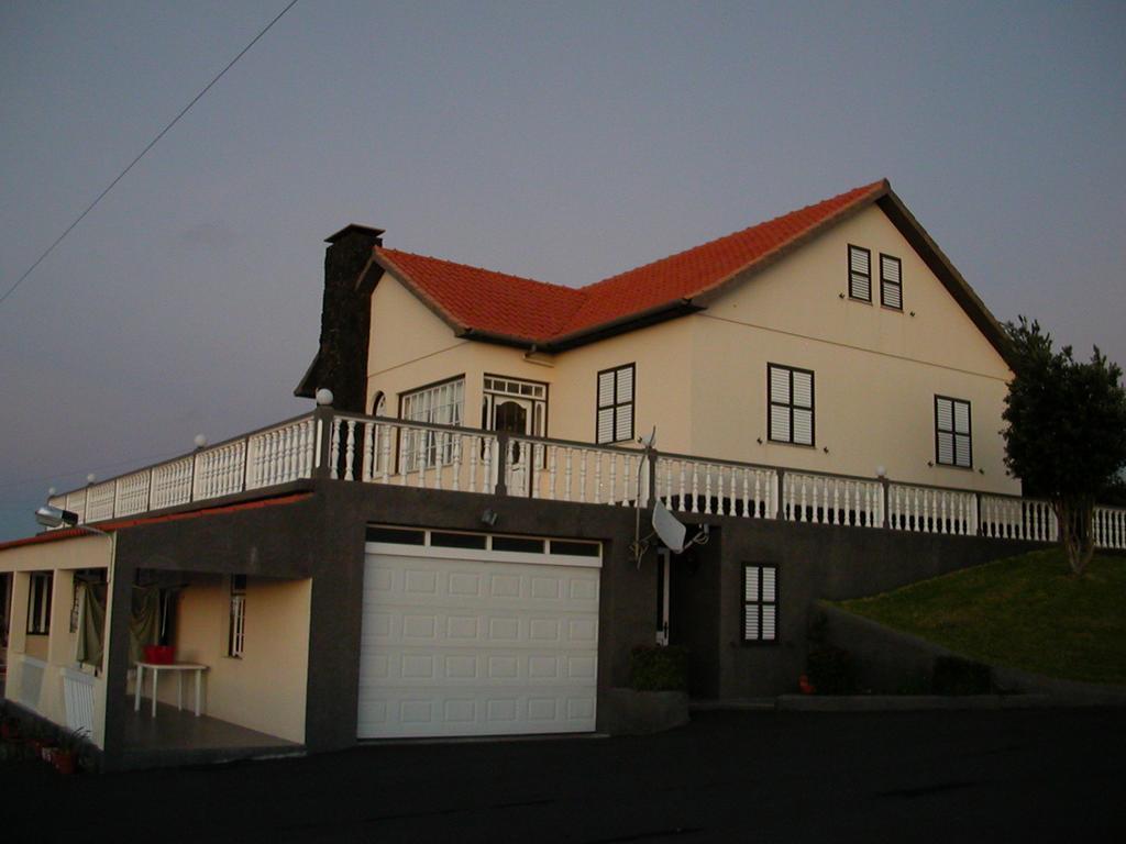 Hostel Moradia Familiar Novavista - T3 Madalena  Exterior foto
